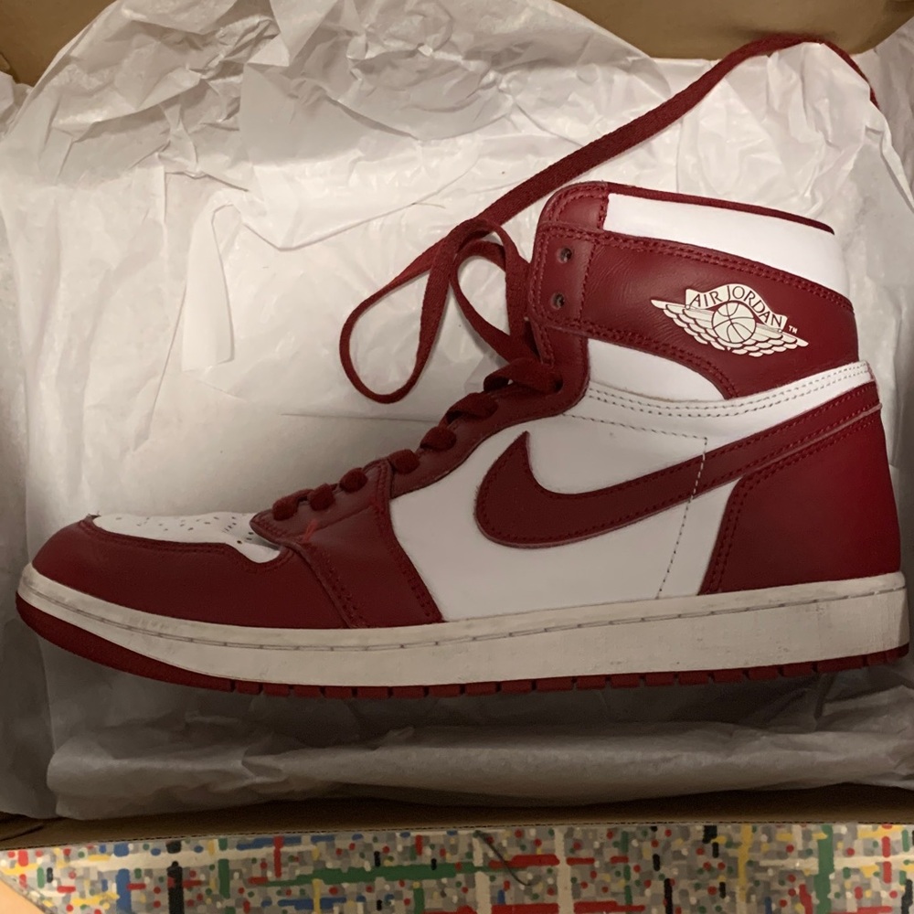Nike Red and White High-Top Sneakers - Picture 7 of 8